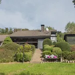 Welcome In - In Niedersfeld-winterberg, Auf Einem Hügel Gelegen, Mit Sauna Winterberg